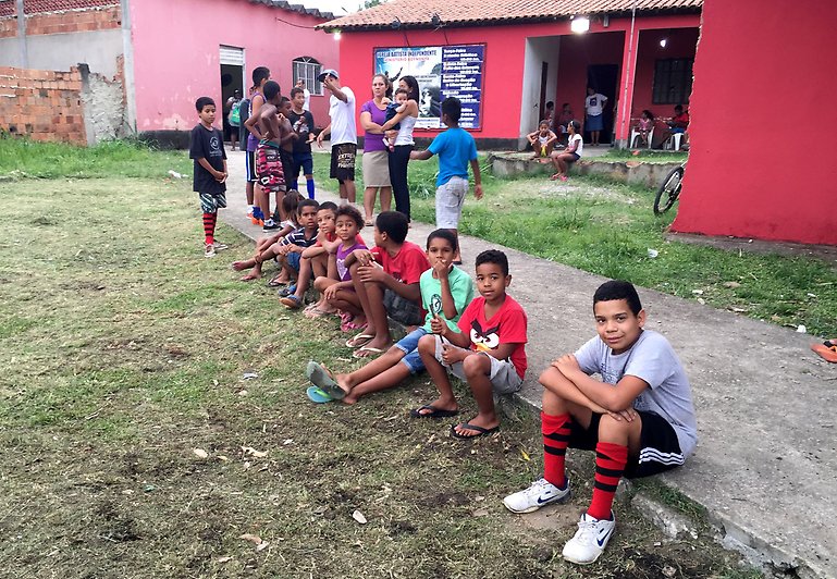 Hos församlingen i Rios slum får barnen en trygg plats att vara på. Foto: Anna-Maria Jonsson